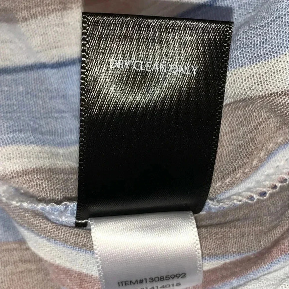 TORRID 00 Crinkle Gauze Smocked Tank Blue Taupe Striped (Fits Like US 10/12 M) - Picture 8 of 9